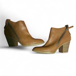 DV by Dolce Vita Tan Ankle Booties